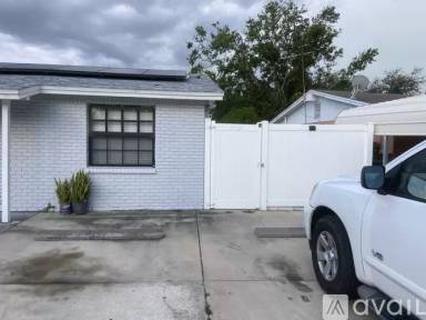 Main picture of 6447 Willow Wood Ln