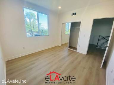 Main picture of 14248 Roscoe Blvd