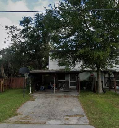 Main picture of 717 66th Ave W