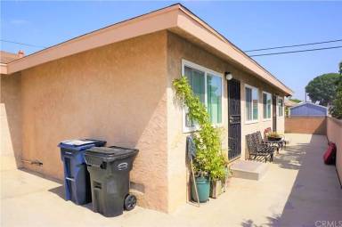 Main picture of 4239 W 138th St