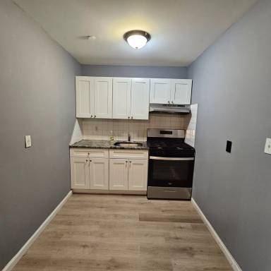 Main picture of 23 Jackson St