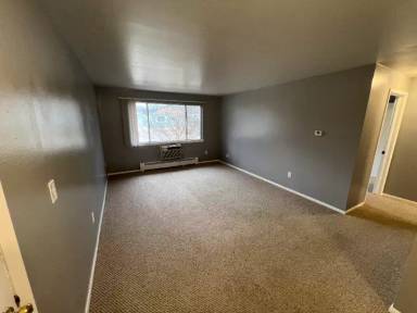 Main picture of 1606 N Mason St