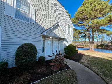 Main picture of 1688 Cottenham Ln