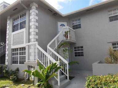 Main picture of 434 NE 210th Circle Ter