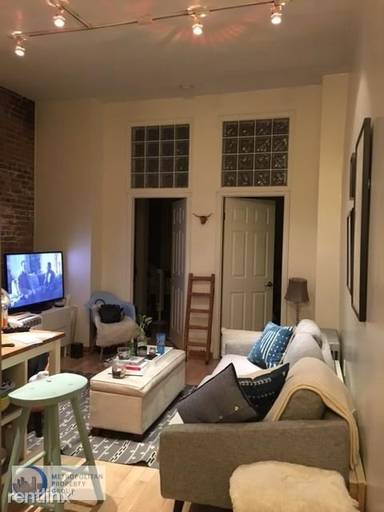 Main picture of 380 3rd Ave