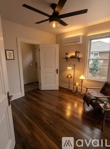 Main picture of 3952 Commonwealth St