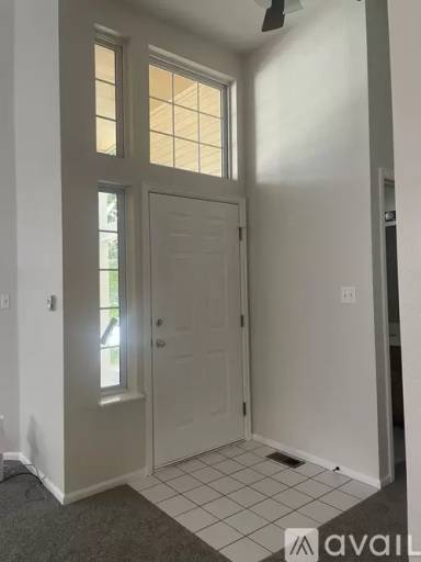 Main picture of 6449 Zang St