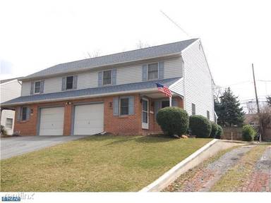 Main picture of 1604 Delaware Ave