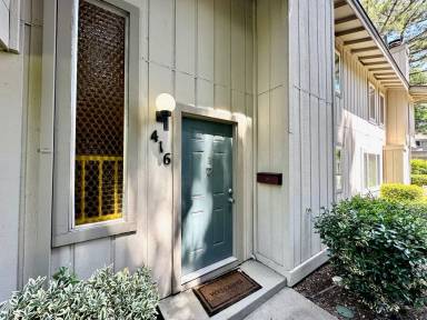 Main picture of 416 Florin Rd