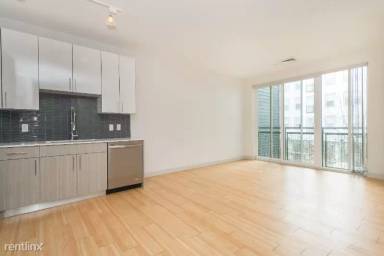 Main picture of West Square Apartments