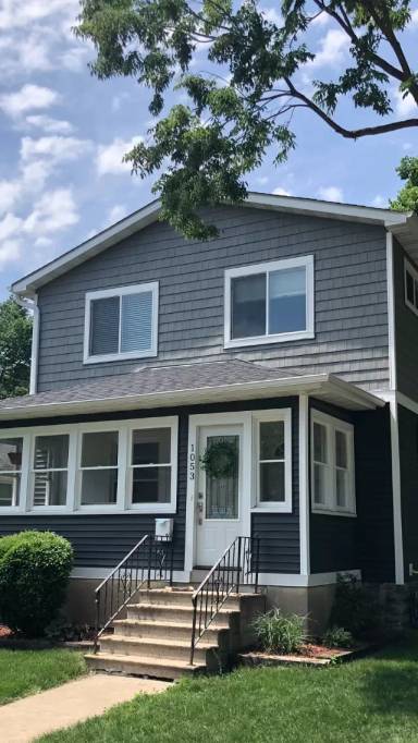 Main picture of 1035 23rd Ave SE