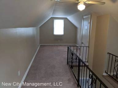 Main picture of 6919 E 17th St