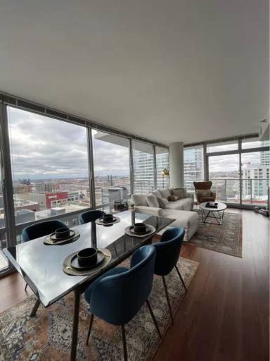 Main picture of Forty-One East Eighth