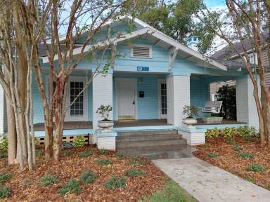 Main picture of 817 College Ave
