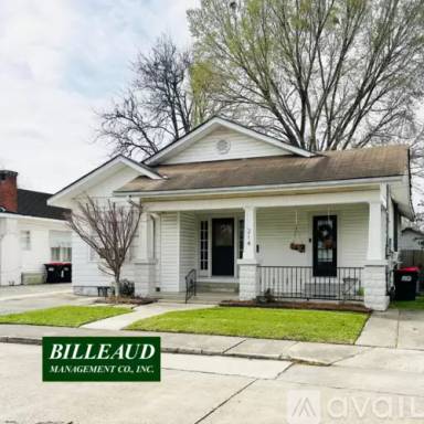 Main picture of 214 Jackson St