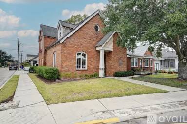 Main picture of 618 Canal Blvd