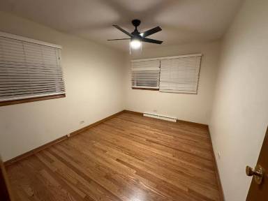 Main picture of 741 S Lombard Ave