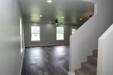 Main picture of 111 Jesse Layne Dr