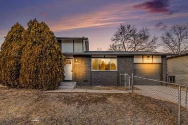 Main picture of 2275 31st St