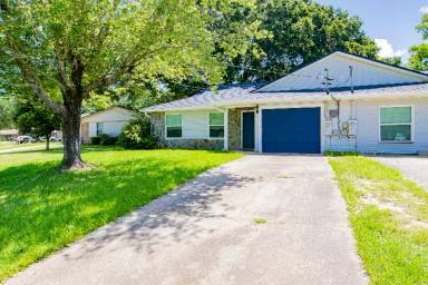 Main picture of 3836 Princeton Dr