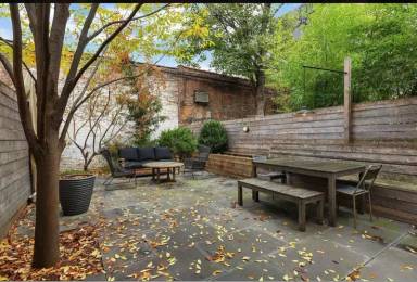 Main picture of 379 Herkimer St