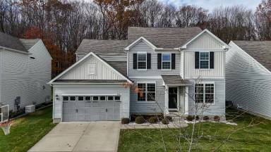Main picture of 4816 Lake View Dr