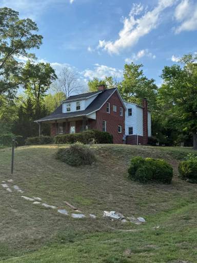 Main picture of 801 Northside Dr