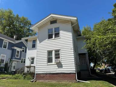 Main picture of 312 N McLean St