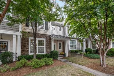 Main picture of 209 Misty Knoll Ln
