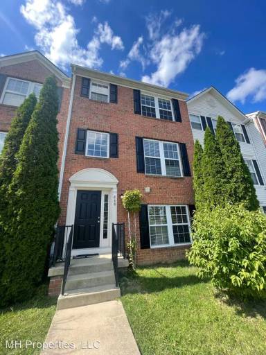Main picture of 868 Lowe Rd