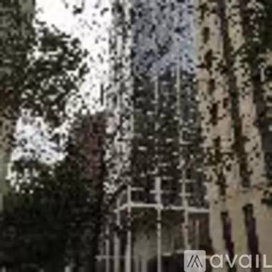 Main picture of 1300 N Astor St