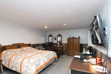 Main picture of 220 Frosty Ridge Rd
