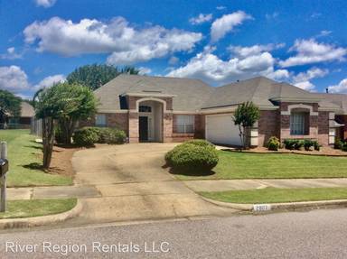 Main picture of 2807 Fair Oaks Dr