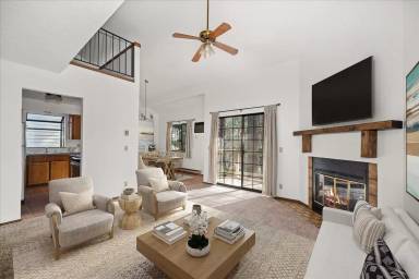 Main picture of 111 S Neyland Ave