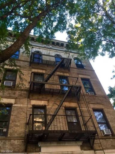 Main picture of 788 Park Pl