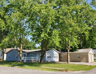 Main picture of 701 W Church St