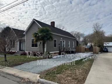 Main picture of 911 Carolina Ave