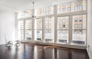 Main picture of 401 Merchants Row