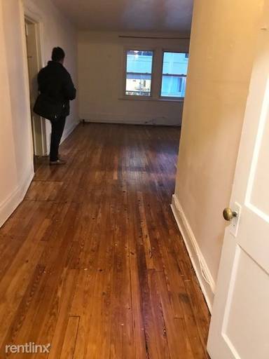 Main picture of 2313 Walnut St