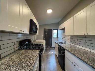 Main picture of 3306 176th St
