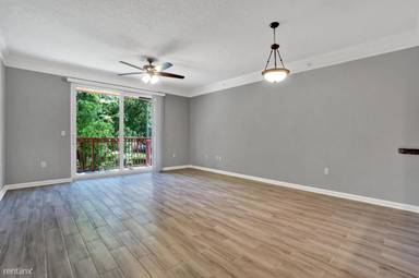 Main picture of 2028 Alta Meadows Ln
