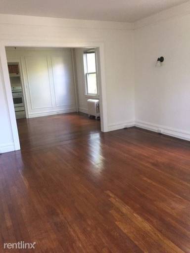 Main picture of 125 Cassilis Ave