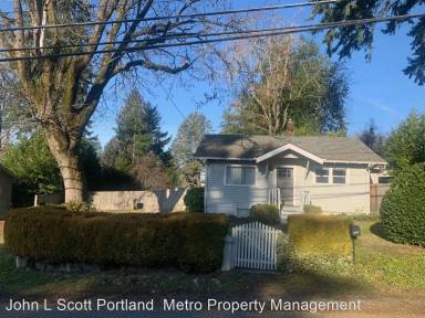 Main picture of 5231 SE Hull Ave