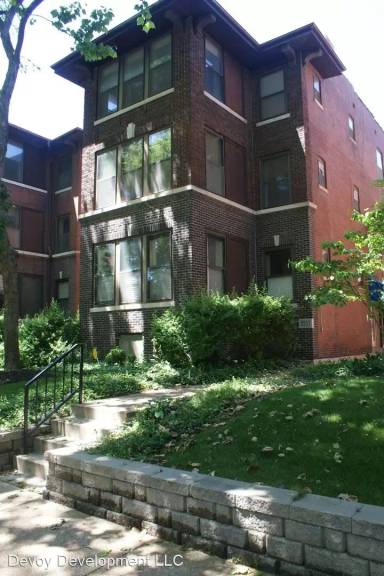 Main picture of 5557 Pershing Ave