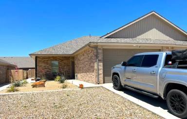 Main picture of 5534 Kemper St