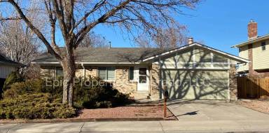 Main picture of 17207 E Greenwood Cir