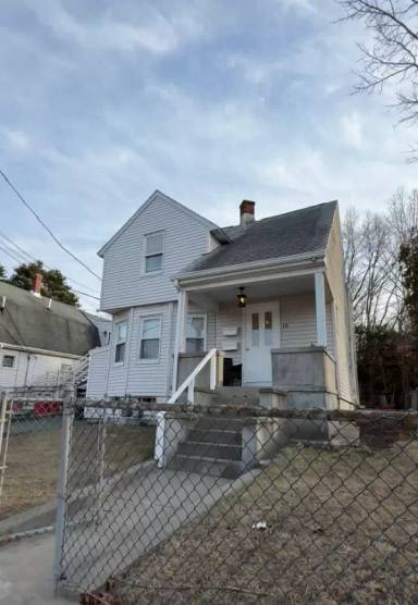 Main picture of 18 Water St