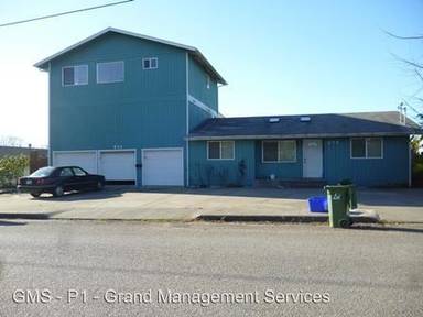 Main picture of 250 N Cammann St