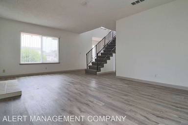 Main picture of 1421 Ebb Ct