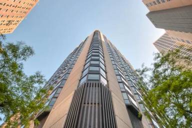 Main picture of 1111 N Dearborn Apartments